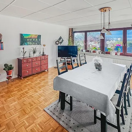 Doppelhaushaelfte Roebel-mueritz Holiday home