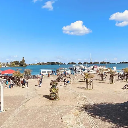 Casa vacanze Doppelhaushaelfte Roebelmueritz *